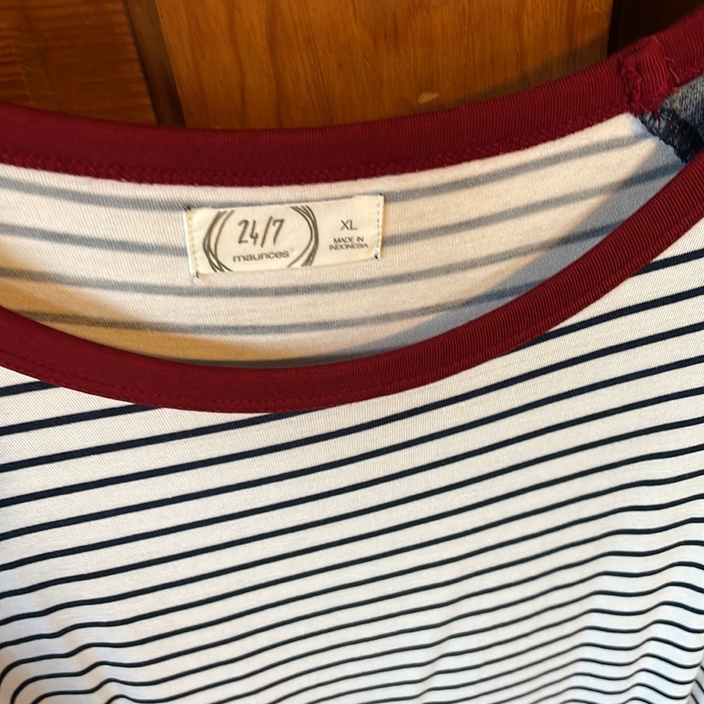 Top - Picture 3 of 3